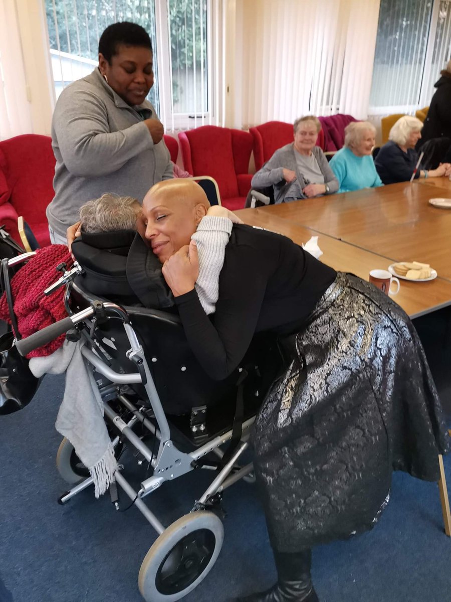Our Monday Club were dazzled by the fabulous singer Denise Pitter! 🤩 Denise took us on a nostalgic journey back through the years singing Jazz, Blues Swing, Pop, Motown and Show Songs 🎤

Thank you so much Denise! We really enjoyed your visit! ❤️ denisepitter.com ✨