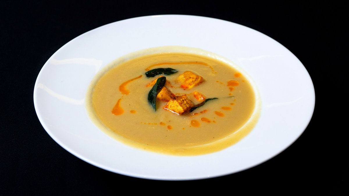 apronyvr's tweet photo. Stay warm with our Roasted Celery Root Soup! Book your table today: https://t.co/wwu1KcfSfP https://t.co/7RoPZyWSB0