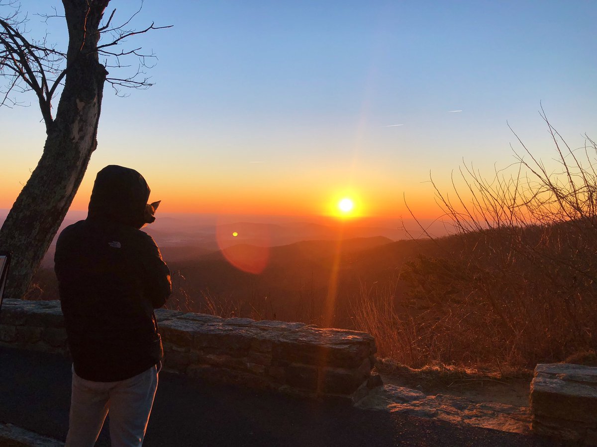 tamaraa0113's tweet photo. took a lil adventure this past weekend 🌄 https://t.co/j8IwxoaUbv