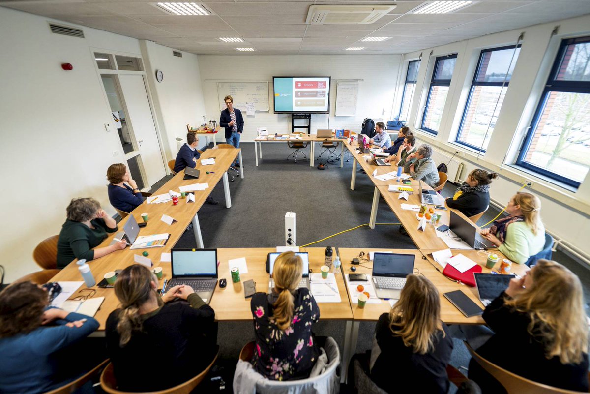 refdag's tweet photo. Praktijkles in veranderen  op school https://t.co/2U2quorZBQ https://t.co/iWEeYgIlyt
