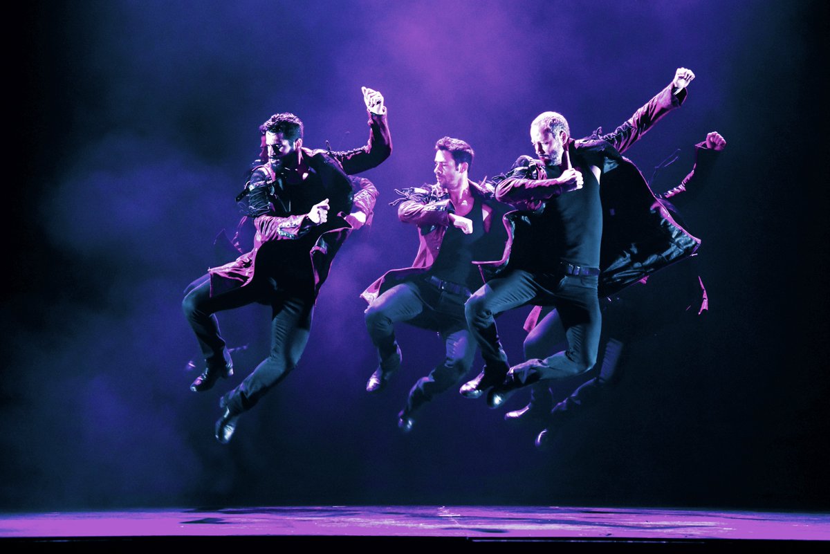 El 25 a Abril nos vemos en el <a href="/TeatroGuerra/">Teatro Guerra</a> de #Lorca con nuestro espectáculo #VivancosLive. ¡ÚLTIMAS ENTRADAS A LA VENTA! Consigue la tuya aquí: bit.ly/2SRlr7T #LosVivancos #SaveTheDate