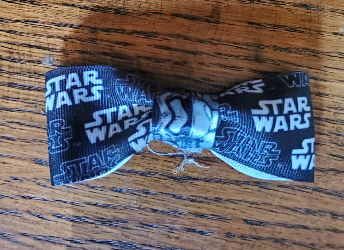 Stitchessundri1's tweet image. We make cool bowties!
#bowtie #starwars #custombowtie #fandom #style #stormtroopers #smallbusiness #localbusiness #starwarsfan