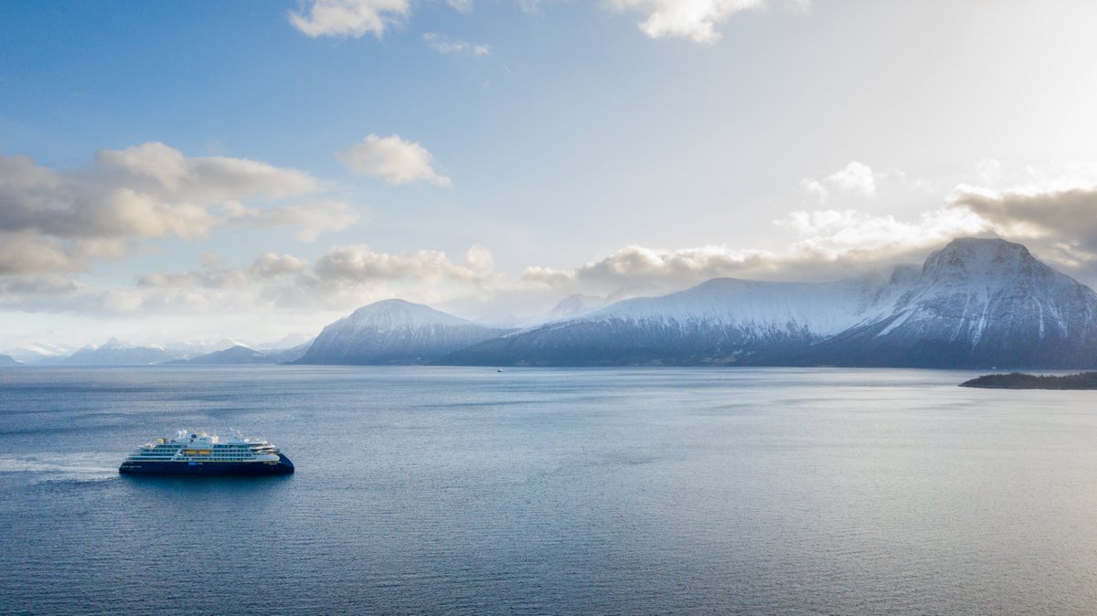 Lindblad Expeditions tweet media