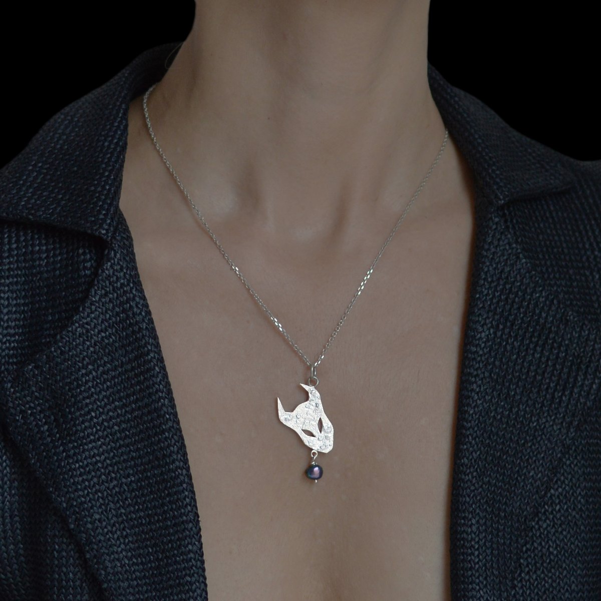 A Demon day. Pendant in silver with pearl annikaburman.com/collections/de… #jewellery #jewelery #tuesdayvibes #demon #collection #handmade #slowfashion #londonfashion #style #design #details #accessories #black #pearl #pearls #southbank #waterloo #se1 #madeinlondon #London #lucky #charm