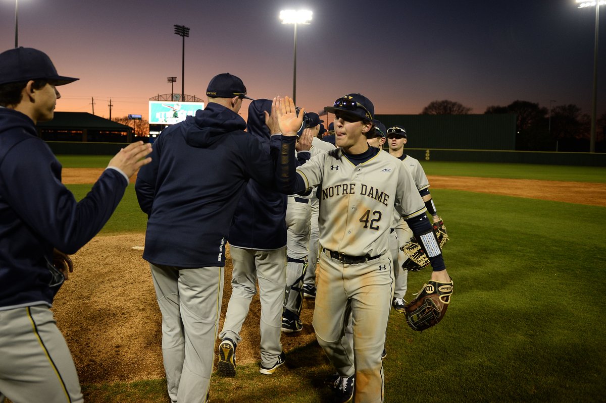 NDBaseball's tweet photo. It was a great opening weekend series at UAB!

Take a look at some of the best 📸 from the series win over the Blazers!

#GoIrish ☘️ https://t.co/JkZwlrVojM