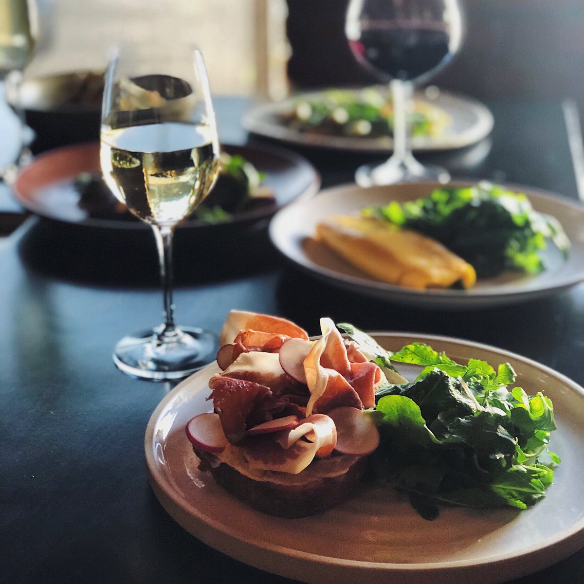 It’s #NationalDrinkWineDay 🍷And we’ve got the the perfect spot! #Barmenu #DrinkWineDay 🍷 #lucques <a href="/styneonwine/">Caroline Styne</a> <a href="/SuzanneGoin/">Suzanne Goin</a> lucques.com