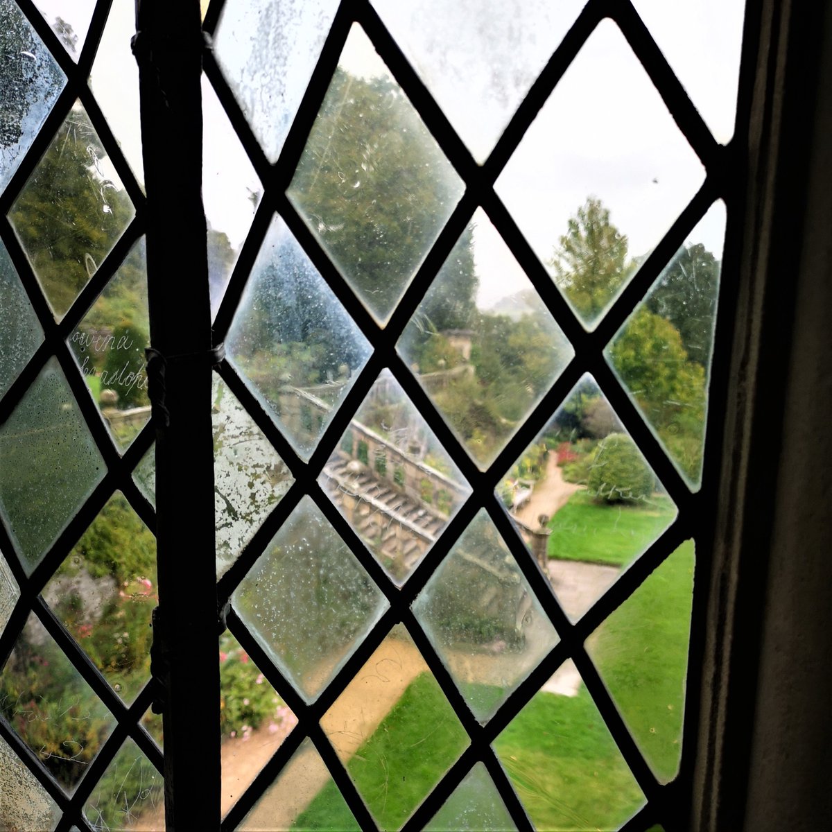 Three walls of the Long Gallery are clad in vast windows of curved, Venetian bombee glass that are designed to twinkle and cast a dreamy light.

Experience the exquisite mastery of the windows and the ever-changing light they capture: haddonhall.co.uk