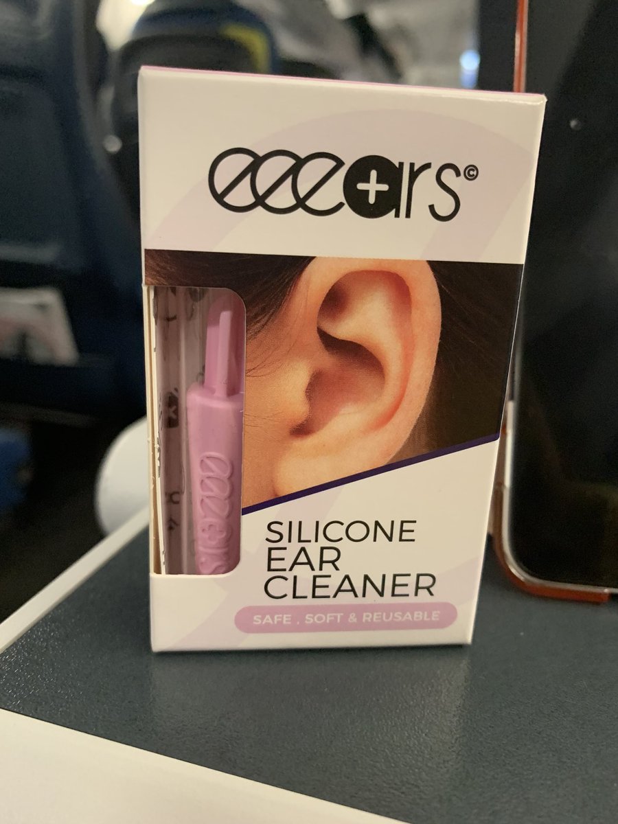 Madmoizellekate's tweet photo. I received the pink. @EeearsOfficial safer for you safer for the environment. #green#earcleaner#ai gleuseplastic#eeears https://t.co/sL4GjEQH4T