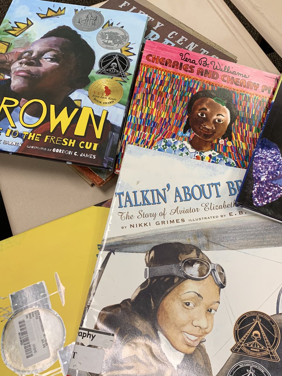 Dani3165's tweet photo. Conversations about diversity!  Can’t wait to check out these books and read with my class. #HCSLTI  #GWINPRIDE https://t.co/abQoDz4dKA