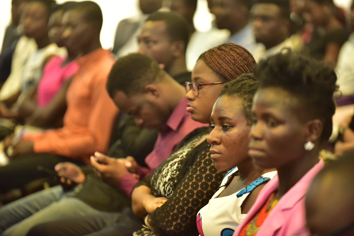 YouthBridge2's tweet photo. We now take questions and contributions from our audience. #DemystifyingCorruption https://t.co/jW4ZxrpEqU