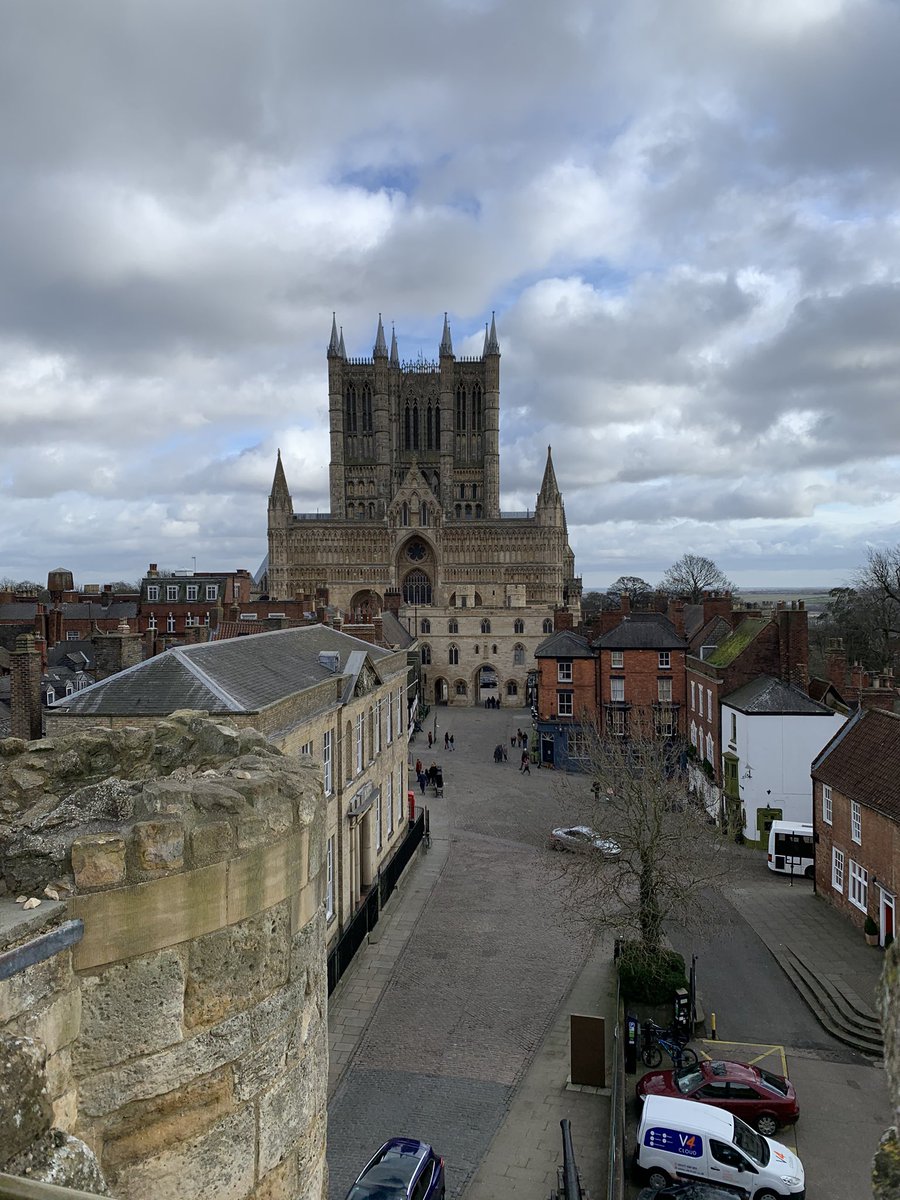 ZoeAndrews80's tweet image. Beautiful day out in Lincoln exploring the castle and city, kids have learnt loads about the Magna Carta, motte and bailey castles and historical prisons. We also sampled some amazing cakes in an independent cafe. Really lovely city  #firsttimevisit