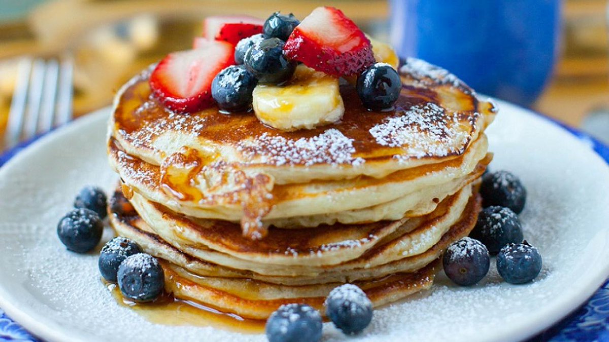 StrathUnion's tweet photo. The Housing and Opportunities Fair is just around the corner... and y'know what? It's landed on Pancake Day!
So Obviously free Pancakes to all who attend! 🥞🥞
Find a flat!
Seek out some cool opps with people like @SirensNetball!
Pancakes...
@UniStrathclyde https://t.co/I1DFUU5YfD