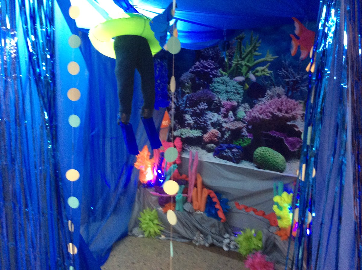 PCSD_GB's tweet photo. Some creative underwater world that our students get to experience today...thank you to our dedicated educators for transforming our world. #RaiderStrong https://t.co/uZigDTCCGj