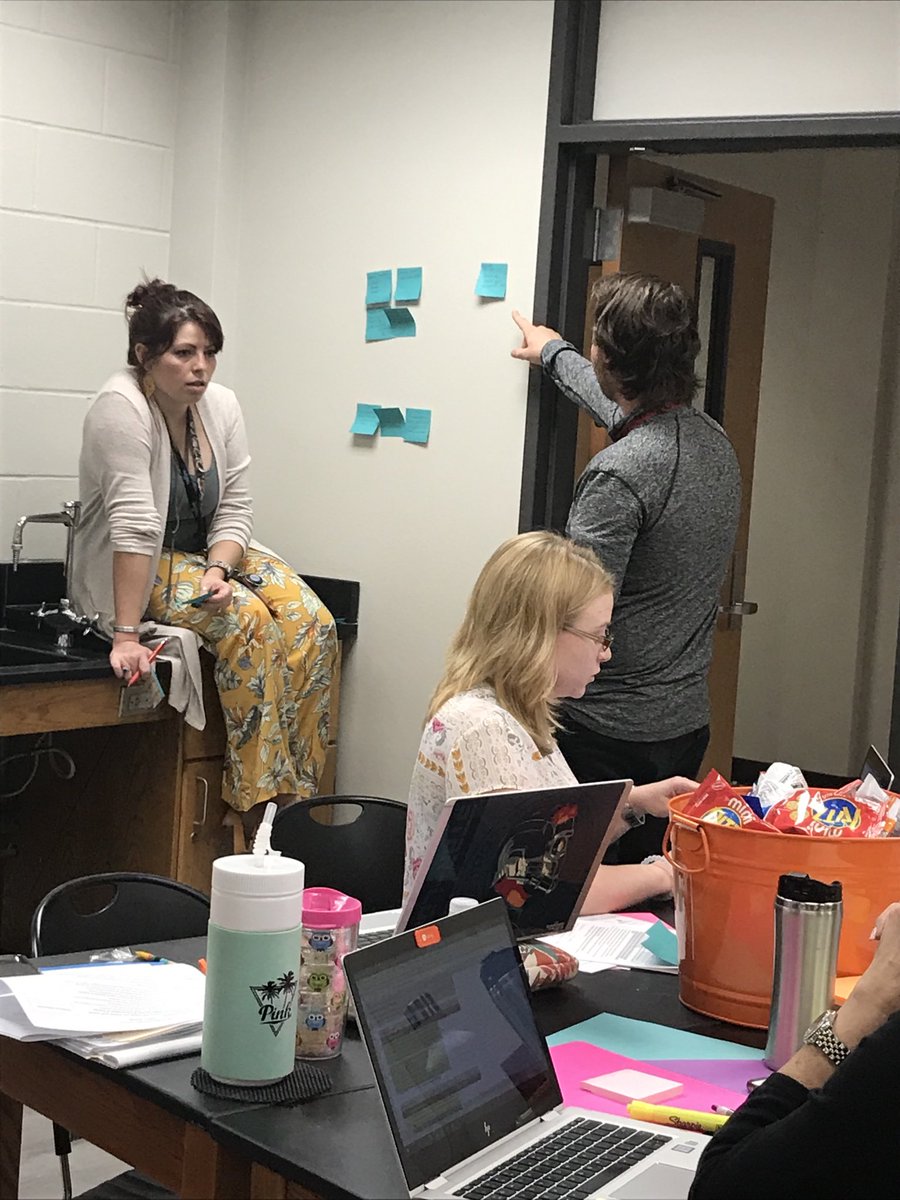 wooley_lm's tweet photo. 6th science learning progression work. Wow, the thinking! @ccisdlearns #ccisd2ndscience https://t.co/iZIB7q5XEo