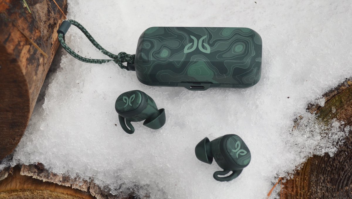 MoonTechGear's tweet photo. VISTA true wireless earbuds from @jaybirdsport get new Planetary Green colour. #EarthProof design meets tough U.S. military MIL-STD 810G standard for durability, able to withstand "tropical humidity, hurricane-force water and desert sandstorm conditions" https://t.co/seuVCSpSmv https://t.co/T1YxaTgjCF