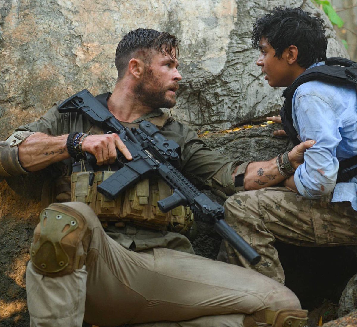chemsienews's tweet photo. 📸 |#Extraction : First Look at Chris Hemsworth's New Netflix Movie Revealed https://t.co/VRpwbUzLx2