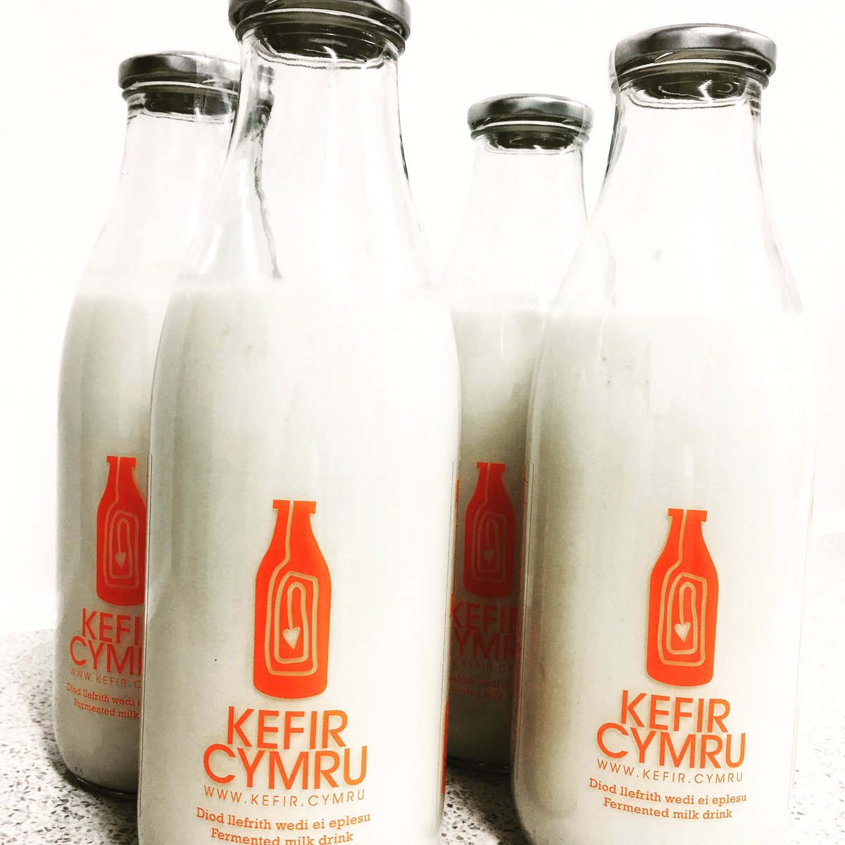 🧡Os nathoch chi fethu’r eitem am kefir ar raglen Aled Hughes bore ddoe dilynwch y linc yma i wrando..tua awr i mewn! Diolch Aled Hughes am alw draw! <a href="/AledH_/">Aled</a>
bbc.co.uk/sounds/play/m0…