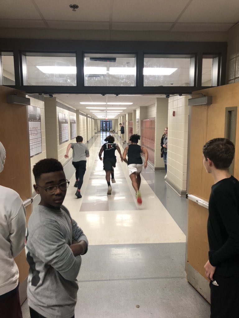 scchsfootball's tweet image. Softball, Track, and Soccer getting after it today indoors! ☔️💦⚽️🥎🏃🏾#controlwhatucancontrol #trustmaroon @ScchsSaints @sccboe