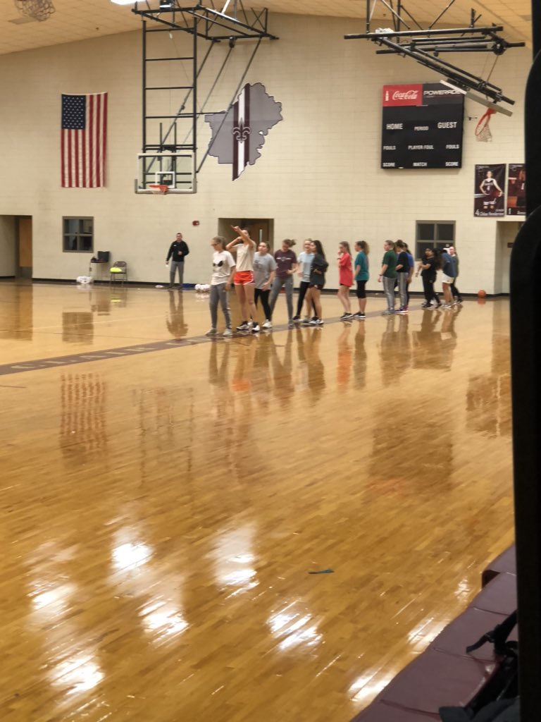 scchsfootball's tweet image. Softball, Track, and Soccer getting after it today indoors! ☔️💦⚽️🥎🏃🏾#controlwhatucancontrol #trustmaroon @ScchsSaints @sccboe