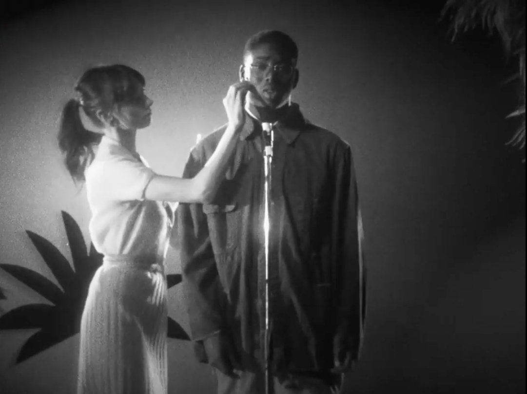 Ce soir, 20h30, à On dira ce qu'on voudra, on parle du vidéoclip (TRÈS 🔥) de la chanson Bloom de @makylavender, et de mise en spectacle de la culture noire. 

(👀: youtube.com/watch?v=Xgiq7h…)