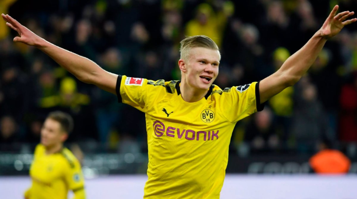 MoPlayDE's tweet photo. Erling Haaland 🤩

Erster Dortmund Spieler der bei seinem Bundesliga, DFB Pokal und Champions League Debüt trifft 😲

Diese Maschine kann nicht gestoppt werden! 🤖 ⚽️ 🥅

#BVB #BVBPSG https://t.co/bYIKCCNZxT