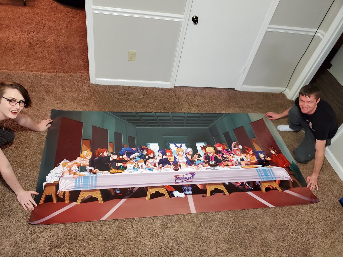 _Junk_'s tweet photo. They got "The Last Tupper" printed out and it's MASSIVE. https://t.co/NDPW1vMJFS