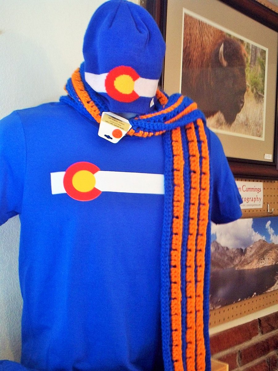 FunFunkyGallery's tweet photo. Colorado Tees and Sweatshirts, Bronco Scarves, Beanies and more! All handmade, ALL COLORADO ARTISTS! Only at FUN & FUNKY ART GALLERIES and GIFTS! #FunFunkyGallery #BroncosCountry #Broncos #Denver #tshirts #tshirtsforwomen #tshirtsformen #Colorado #coloradosnow https://t.co/LhNLMkWblf