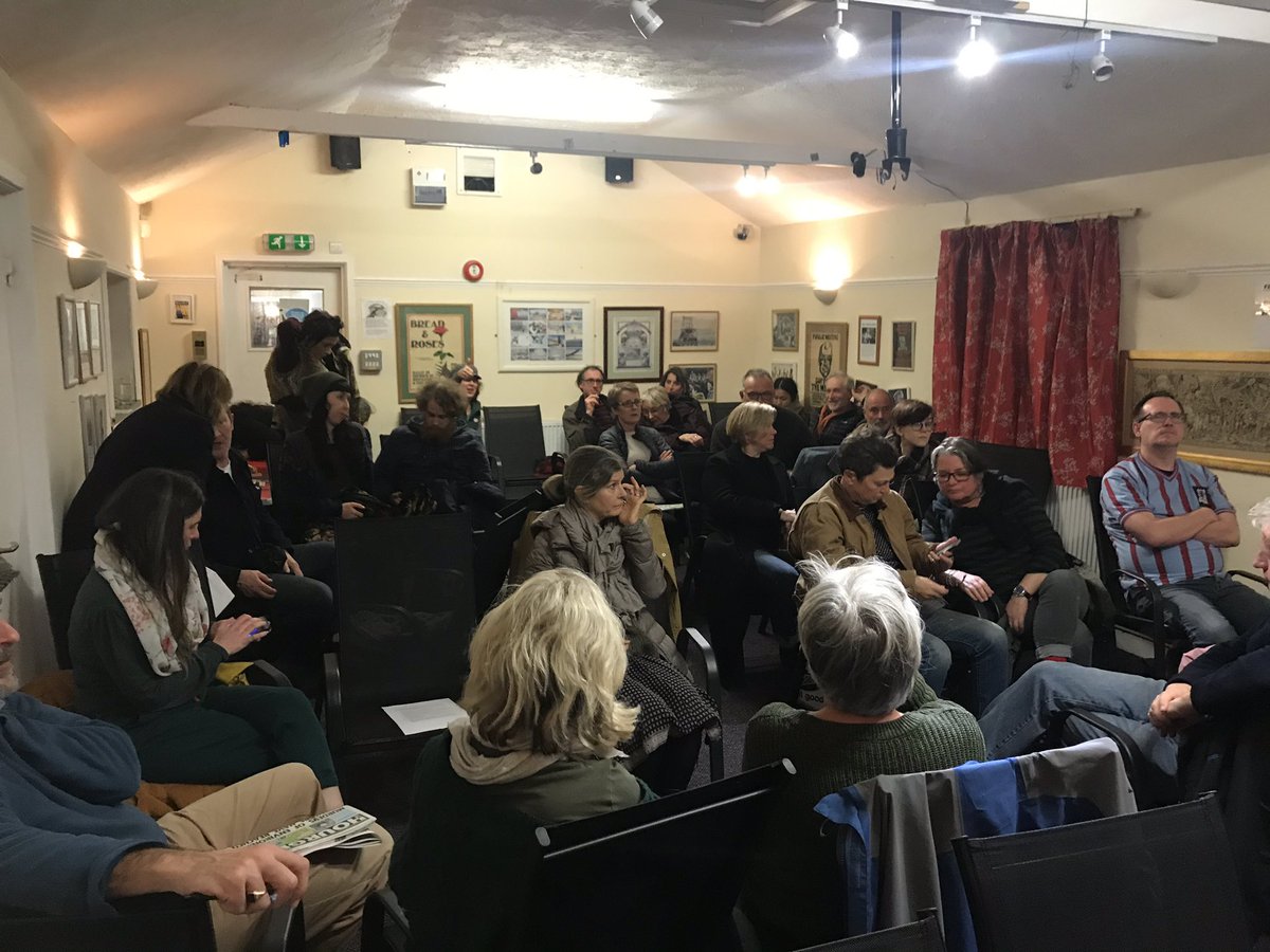 BernadetteFis11's tweet image. Wonderful to be at packed launch meeting of #ExtinctionRebellion #Whitstable at the #labour #club. Join XR Whitstable group on FB for info and get involved @rita0brien @ResistAusterity @Julia_agent007 @FreeWhitstable @umbrella_cafe @RepairCafeWhit