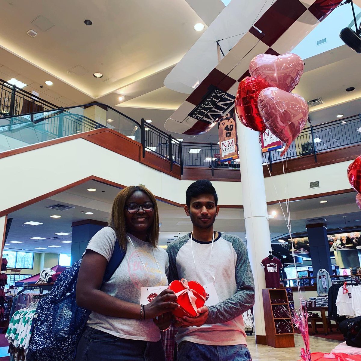AggieTechNM's tweet photo. Love is in the Air was a success! 💞 Congratulations to our winners, we hope you guys are in LOVE with your AIRpods 🥰 #happyvday #latepost https://t.co/CfcmENjGyF