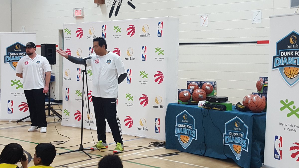 MSchmidt1024's tweet photo. At the @SunLifeCA #DunkforDiabetes draft party. @BGCCAN @BGCWinnipeg https://t.co/RofGKFLCo9
