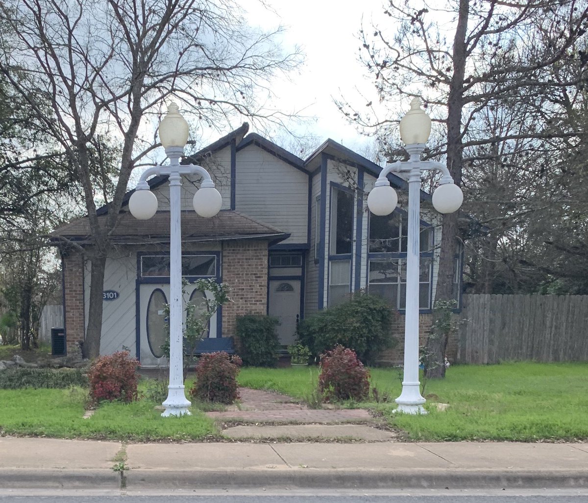 Chris Oliver tweet media