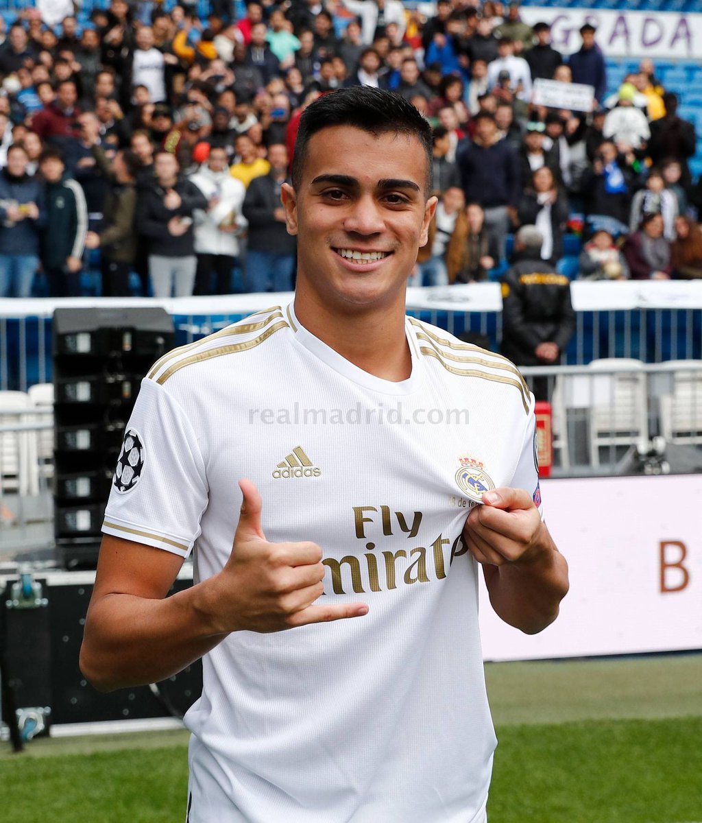 SilviaVazquez's tweet photo. .@ReinierJesus_19 Bienvenido al mejor equipo del mundo 🤙🏼😉 #HalaMadrid!!!! #WelcomeReinier #Martes #18Febrero #2020 https://t.co/AOAZdaRThH