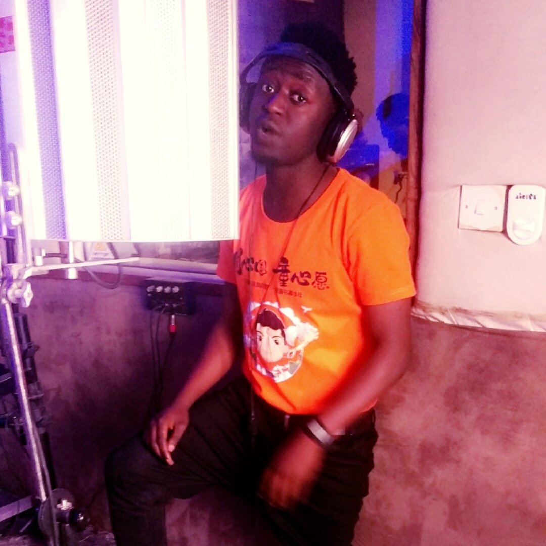 vma_alive's tweet photo. 🚨#Atutu Boyoyo🎵🔥 dropping on 24th same day I'm gonna be +1 pls🙏 my people I go need wuna love by downloading,listening,sharing,reposting & making videos etc,trust me it's a classic jam produced by @YubskiePiuxx (Thayoungestproducer) https://t.co/oTGa2qJUvY