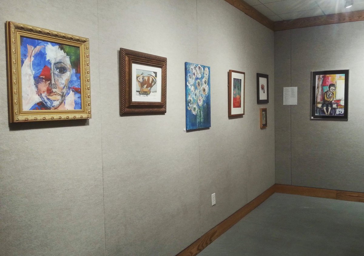 #Maryland Friends: Check out my mom's #art exhibit "Still Life" at Joppa Hall on <a href="/HarfordCC/">HarfordCC</a> Campus. Runs until the 24th. Wish I could be there - she's an amazing #artist! 

#travel #art #painting #family #ceramics #harfordcounty #hcc