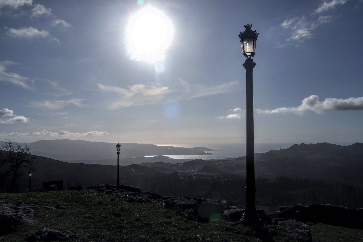 VeruKaTrip's tweet photo. Vigo desde las alturas 👆🏻 #montealba #Vigo #galiciacalidade https://t.co/gZpR6CdptQ
