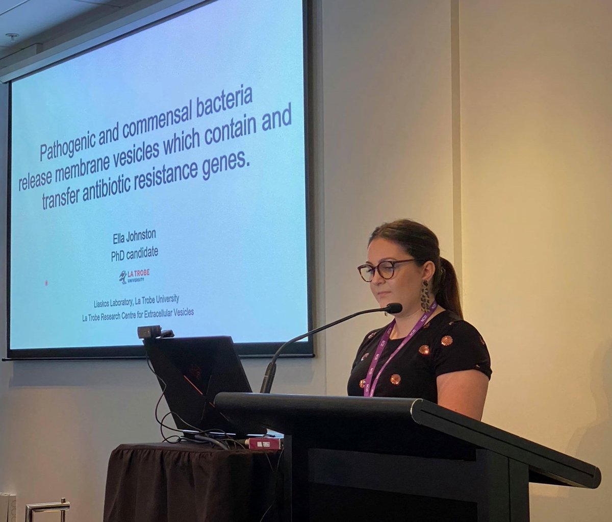 MAPP_latrobe's tweet photo. Meet HDR student @MicrobioElla from @MariaK_Liaskos lab who works on antibiotic resistance gene transfer in OMVs. She presented her research at #AEVC2020 last week and is presenting at #lorneiandi this week.
@The_VIIN  @PostgradsOfPAM @AUSSOCMIC #RCEV @LTUresearchers https://t.co/Hc9O1io3zN