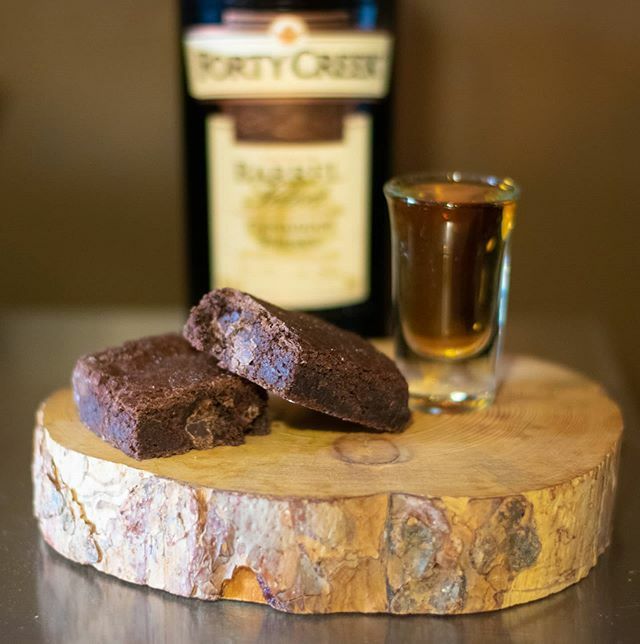 PiCNiC_Coffee's tweet photo. Love whiskey? Love chocolate?
Did you know they make a great combination? 
Try it out here at @picniccoffee. https://t.co/NHYxwF13KD https://t.co/KC2YaMndOQ