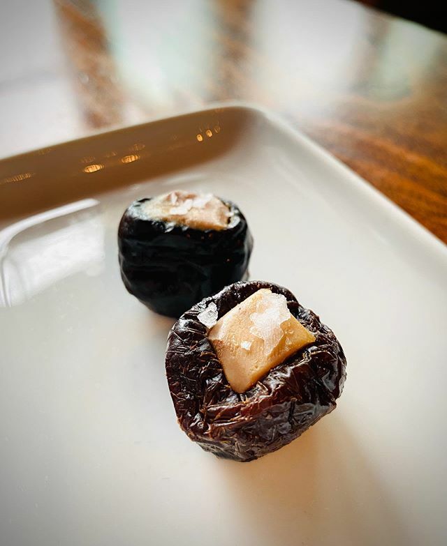 ToroBravoPDX's tweet photo. French Kiss. Brandy soaked prune + foie. 😘
.
🔪: @flood_pants
📸: @staycationpdx .
.
#torobravopdx #dinner #tapas #torobravoinc #pdxeats #pdxfood #pdx #eaterpdx @eaterpdx #pdxfoodie #pdxrestaurants #inseason #buzzfeast @buzzfeedtasty #feastagram #eater… https://t.co/KMmrSQgMzj https://t.co/quId8GANbI