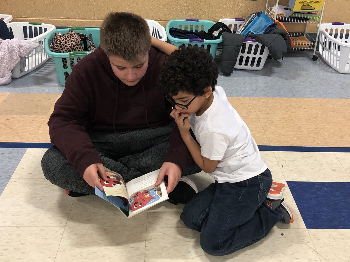 KCS_Roosevelt's tweet photo. Roosevelt Leadership Academy spent time mentoring younger students in the YMCA after school program today. They read together and played together while focusing on building social and communication skills. #bettertogether https://t.co/WNF6qHW3hi