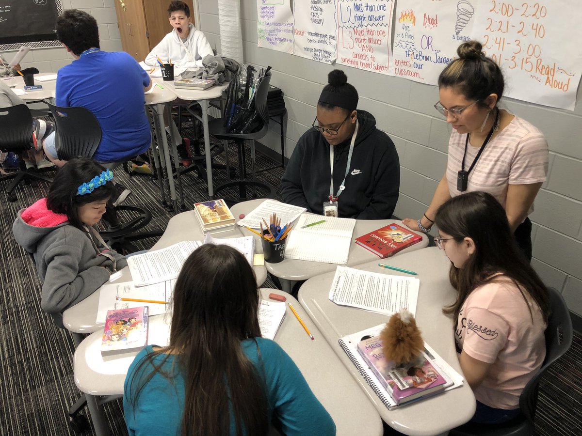 calrom22's tweet photo. I loved seeing how Mrs. Trevino and Ms. Allen build strong classroom communities by having students share “good things” and “weekend updates!” #WatkinsPOPday #POWEROFWITH @Watkins_CFISD https://t.co/6Wf9VrSZhr
