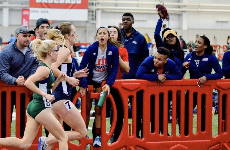 UIC_XCTF's tweet photo. Flames supporters we need you! We’re putting the final fundraising efforts together for our 1st annual training trip. The team has been working hard to fundraise but we need a little extra help. Anything is appreciated! 
https://t.co/e2lHJMeSHE 
https://t.co/MBVAIu66MC 
#ItsUIC https://t.co/SNxSVbMwoB