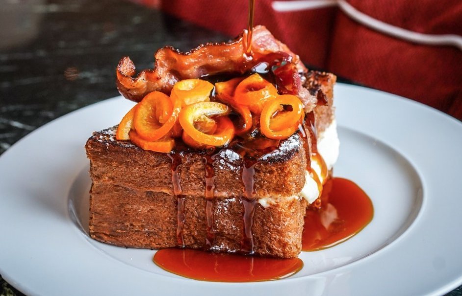 Welcoming March the only way we know how, by indulging in brunch at <a href="/bluebirdldn_nyc/">Bluebird London NYC</a>. #DineAtColumbusCircle