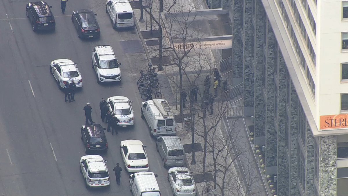 NBCPhiladelphia's tweet photo. #Breaking: Philly police have responded to a gunman barricaded inside an apartment at a Center City high-rise. https://t.co/857QTyNQ0o https://t.co/djo2pkuEll
