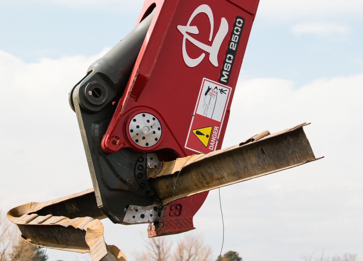 LaBounty's tweet photo. We will be at @NDAmakingway's Demolition Austin next week. Stop by booth #701 to learn more about our latest products, and see the Legend Series Shears, MRP, and UPG put to work at the live demo this weekend! https://t.co/YAYdmvt5ZK