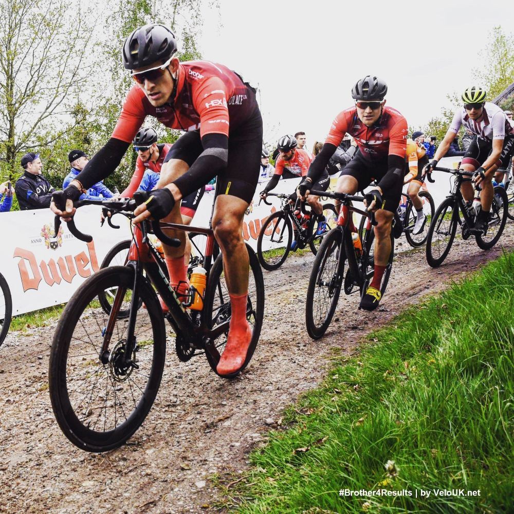 VeloUK's tweet photo. April 26: CiCLE Classic
- 16th edition
- Sunday, 26th April
- 200.5 kms
- New uphill 650 metre off road sector after 35kms
- 20/24 teams
More in the news item on VeloUK: https://t.co/uX9MZbiucd
#bikeracing #offroadonroad #BritishClassics #cycleracing https://t.co/qu11qswuSd