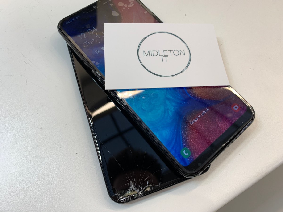 Midleton_IT's tweet image. 📱 Samsung Screen Repairs!📱

We use samsung original screens only at MidletonIT!
Only the best quality for our customers!

Pop into us in Market Green Shopping Centre for your next repair!

➡️ MidletonIT.ie ⬅️