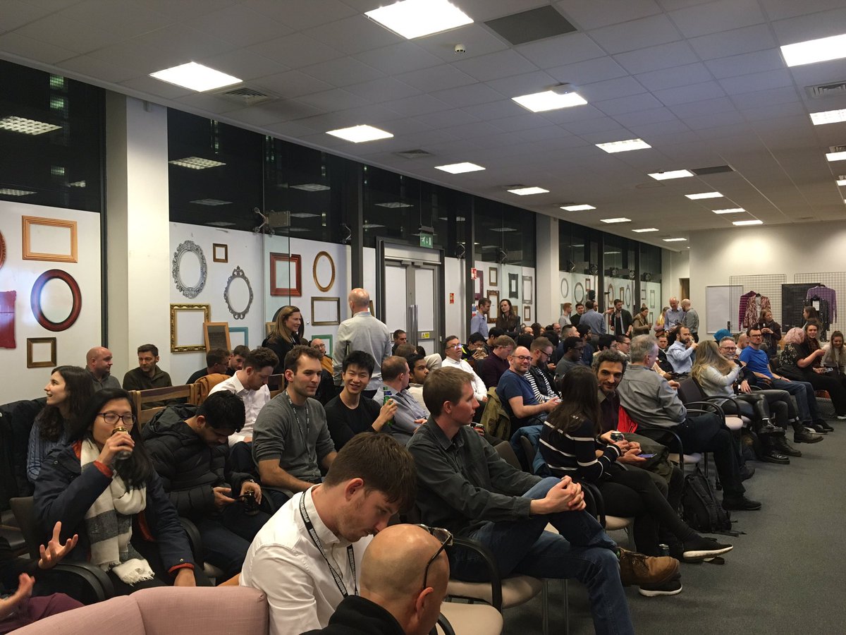 MaryTalksData's tweet image. Full house this evening  @nbrowncareers for Data Science Festival #datarunway