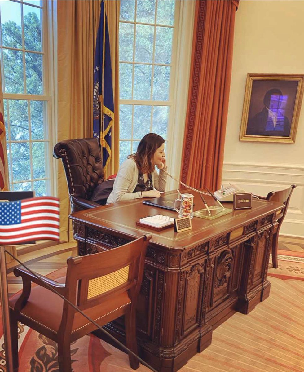BenesBorough's tweet photo. Iβm also Running in 2020 #solution #newleader #writer #importantcalls #ovaloffice #replica #politics #firedupandreadytogo #makeamericaBagain #feelthebene https://t.co/4grIfJXMc3