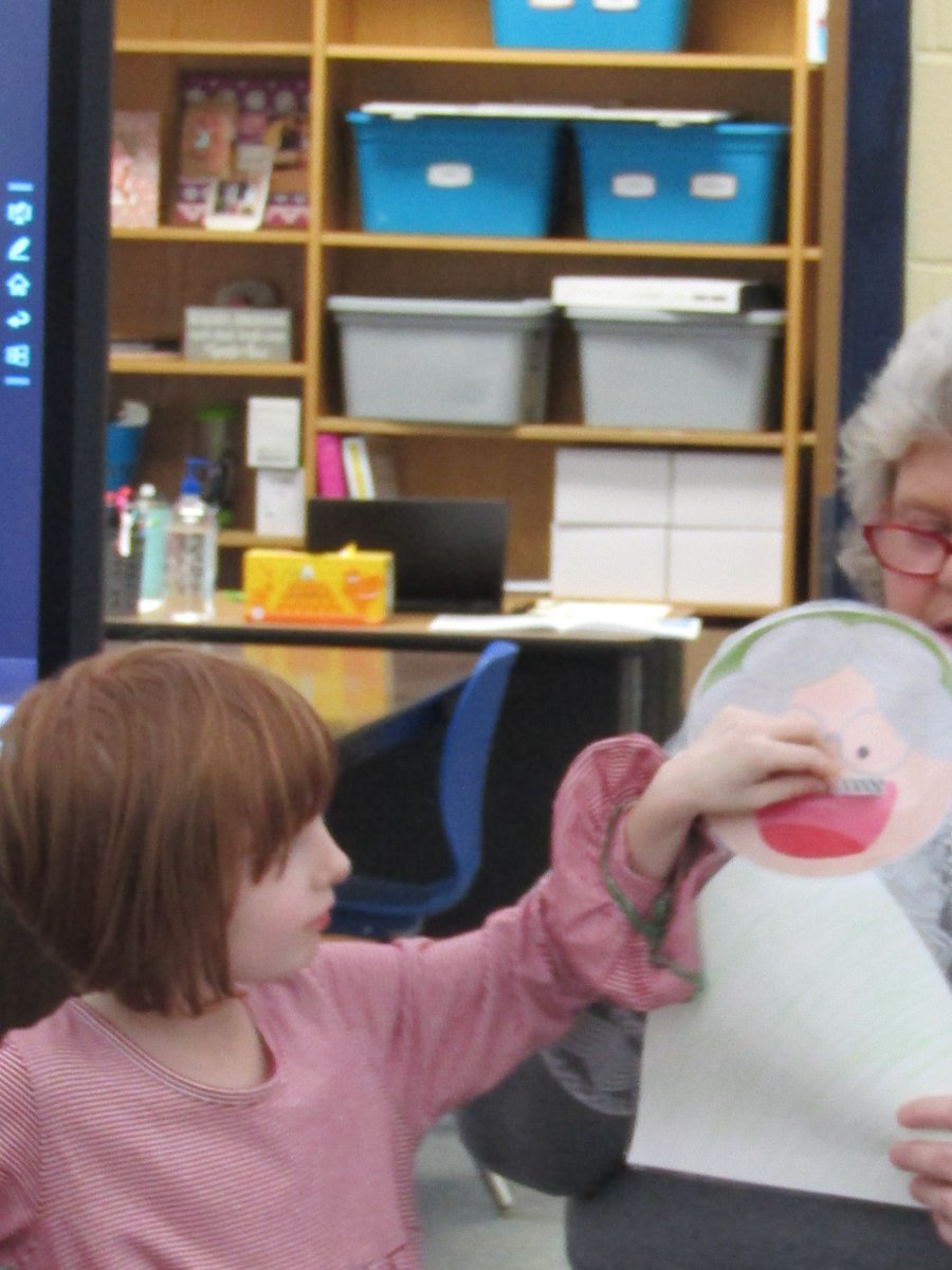 "There was a cold lady who swallowed some snow." Well, I sure wish she'd hiccup a snow day for us😀
<a href="/leslie_allin/">Leslie Allin</a> is reading There Was a Cold Lady Who Swallowed Some Snow and practicing sequencing and retelling the story using the <a href="/Ozobot/">Ozobot</a>! <a href="/ElementarySouth/">South Elementary</a>