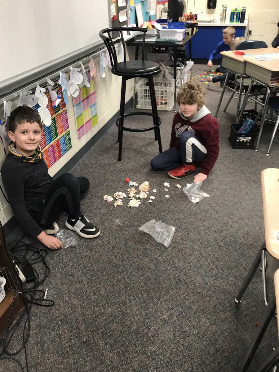 rorkecp's tweet photo. Happy 100th day of school! We made designs out of 100 items! https://t.co/E6sHbaEpEI